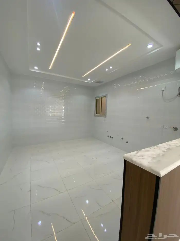 قيلا روف علويه للبيع حي الصفا السعر 780 قابل للتفاوض 5