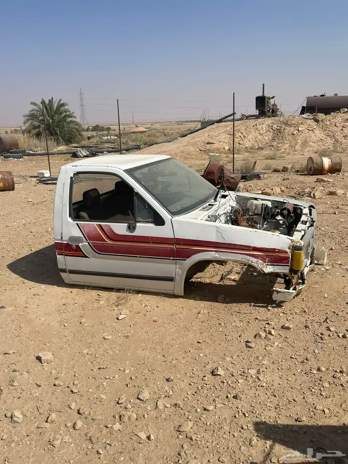 للبيع غماره ددسن 90 كامله مع الديكور والأبواب 0