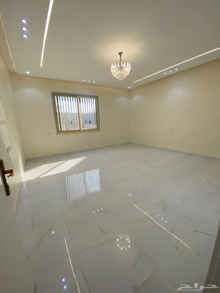 قيلا روف علويه للبيع حي الصفا السعر 780 قابل للتفاوض 6