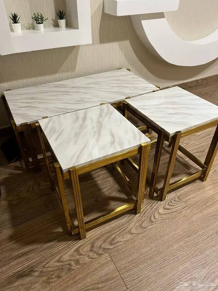 طاوله قهوه مع اثنين خدمه 1