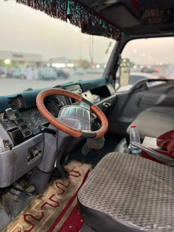 ميتسوبيشي سطحه هيدروليك2007 الاحساء 8