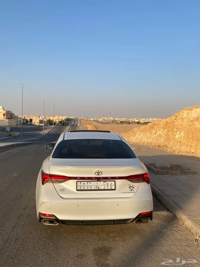 بيع سياراة افالون 4