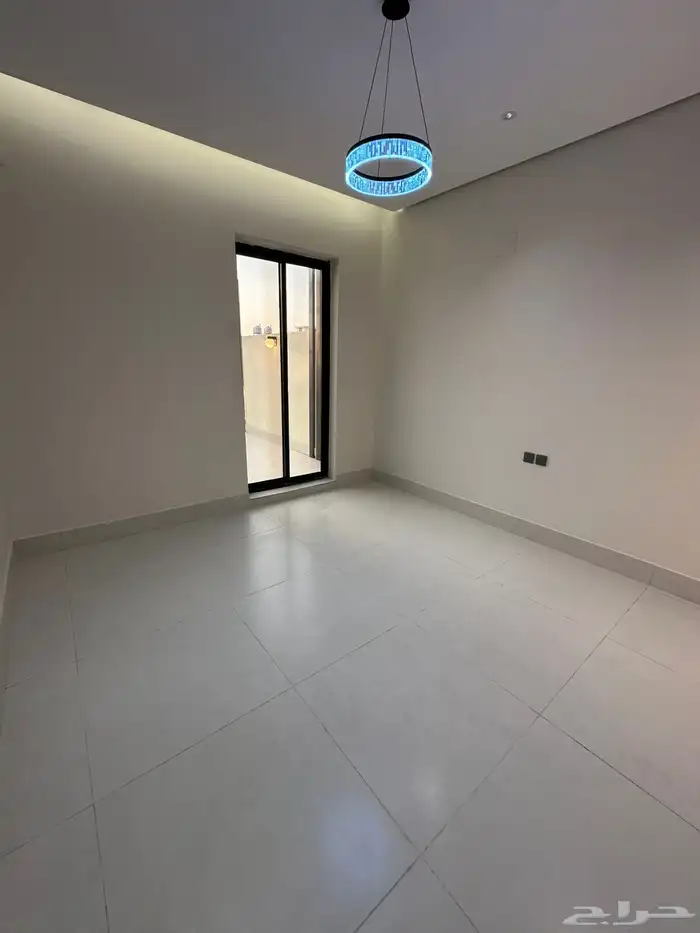 فيلا روف علوي للبيع حي الاخضر السعر 680 7