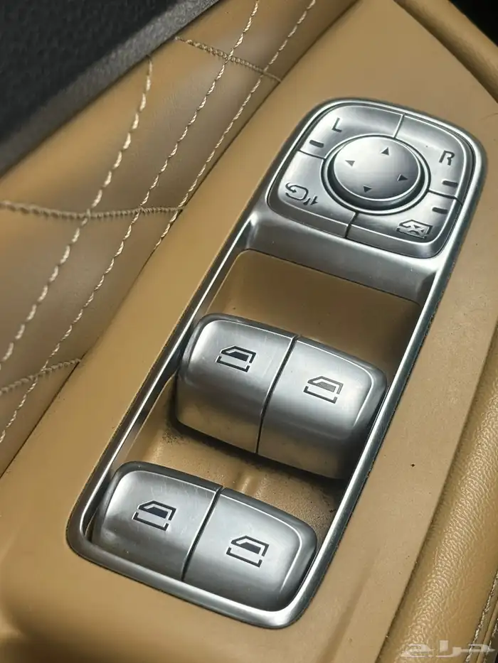 ام جي RX8 - 2020 - ثلاث صفوف - دفع رباعي 23