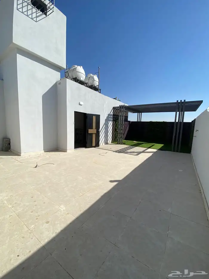 قيلا روف علويه للبيع حي الصفا السعر 780 قابل للتفاوض 2