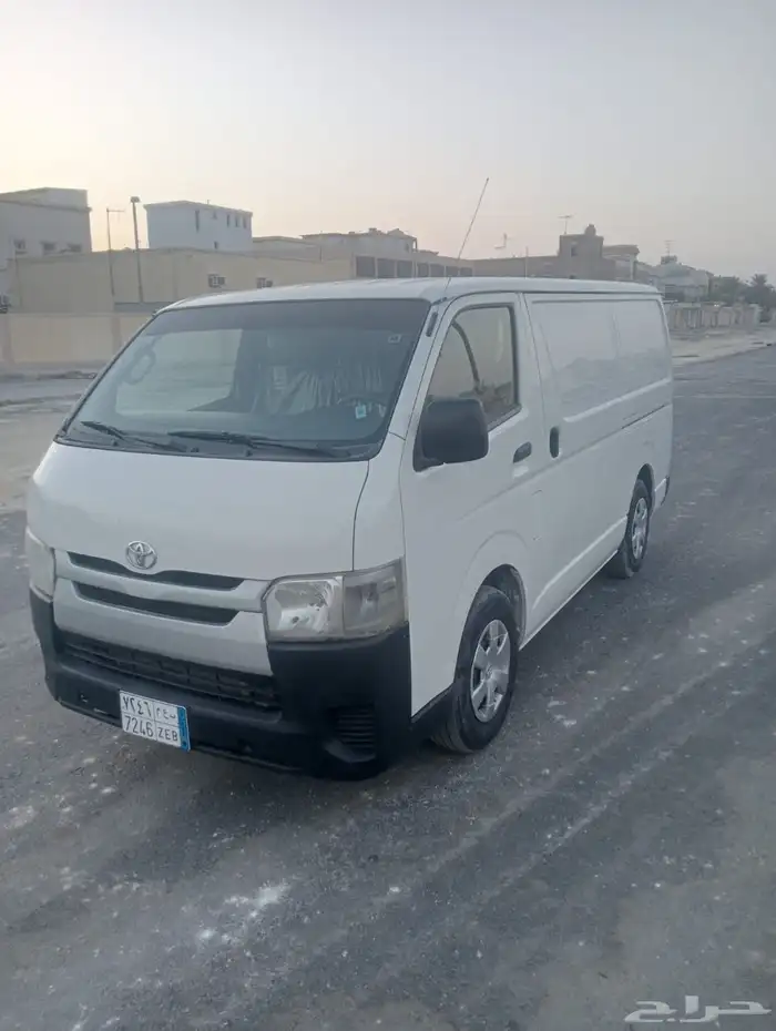 تويوتا بضاعه 2017 بنزين 1