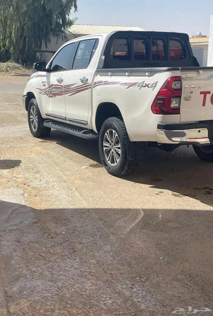 هايلوكس ديزل فل كامل قير عادي 2024 0