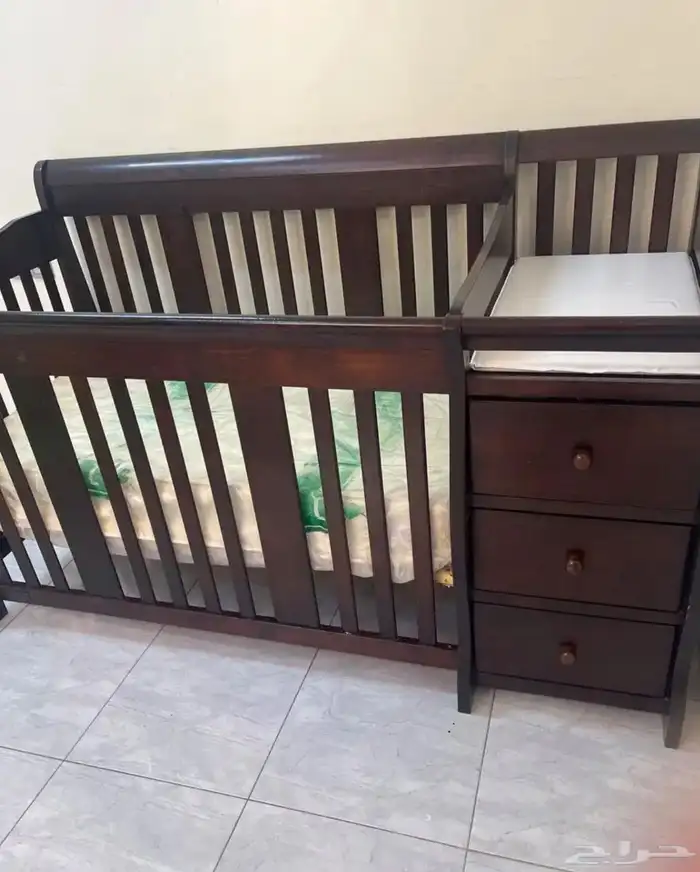 سرير أطفال من سنتر بوينت 0