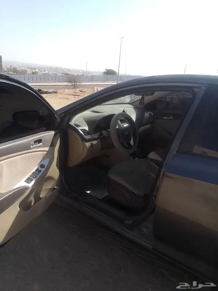 اكسنت مديل 2012 5