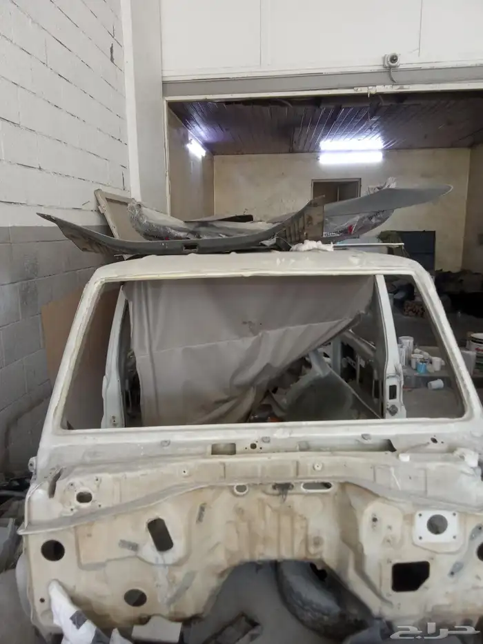 غماره بودي كامل مع الابواب جيب 2009. نظيفه لا تخلو من الرش 1