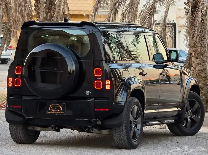 ديفندر P400 2022 HSE 9