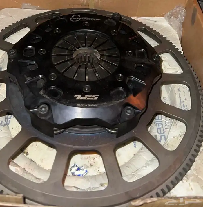 كلتش سوبر مان نضيف استعمل اقل من شهرين لند كلوزر 0