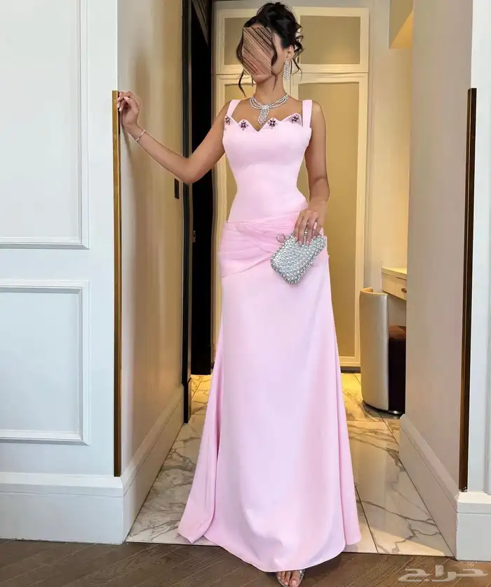 فستان من المصممه حصه الاسعدي 0