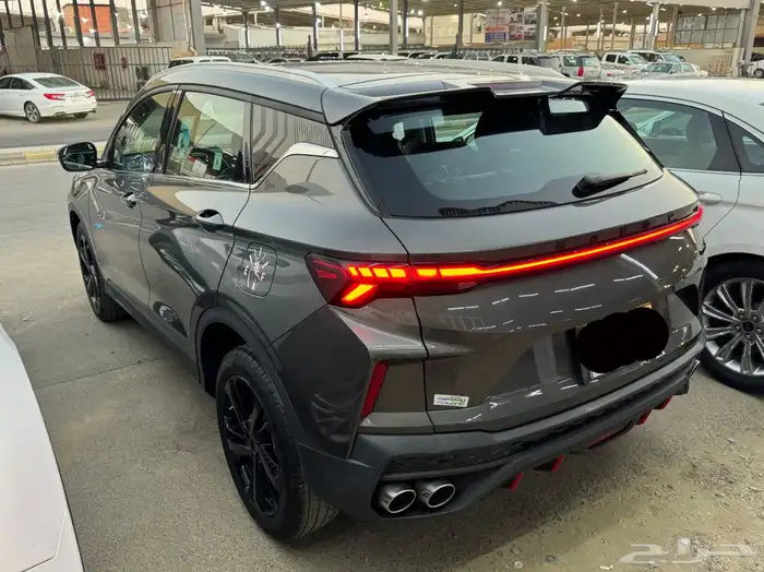 جيلي كولراي 2024 4