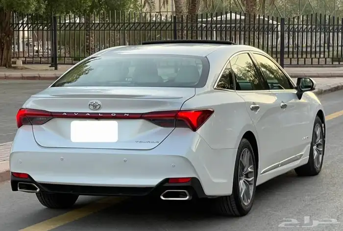 تويوتا افلون 2020 TOURING نص فل سعودي 5