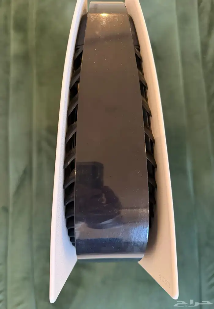 للبيع جهاز PlayStation 5 نسخة Digital (بدون شريط ) 3