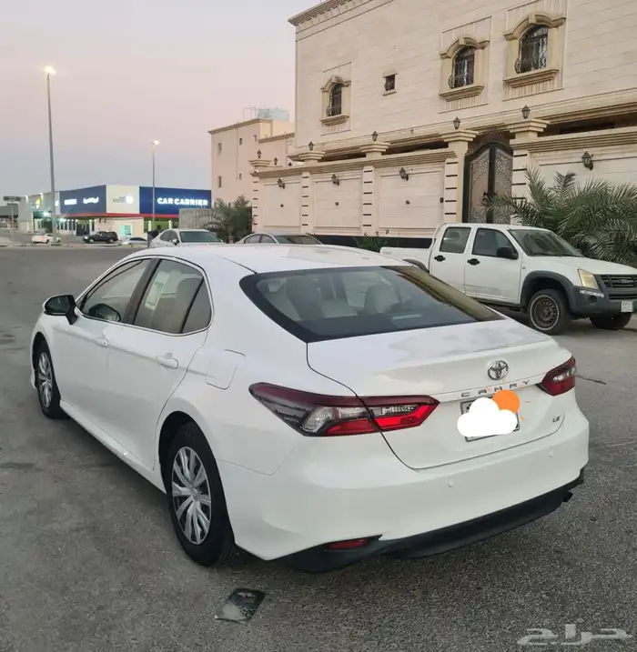 كامري 2022 LE اول مالك وشرط 5