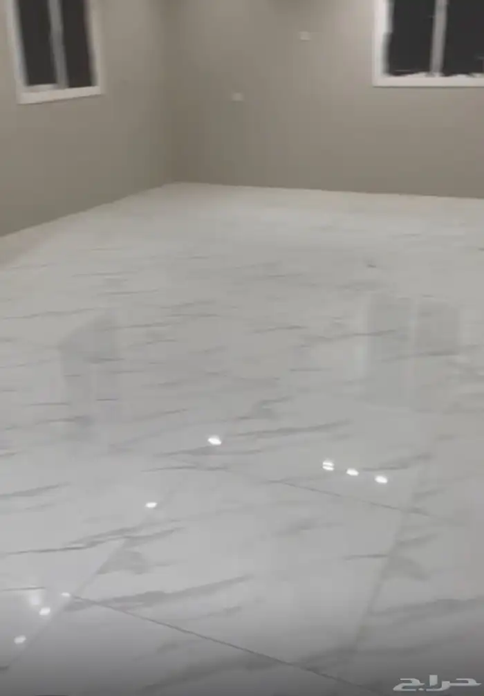 شقه غرفتين وصاله ومطبخ راكب الاجار الشهري 1800  جدة 2