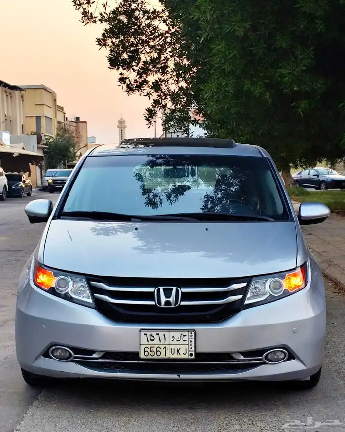 للبيع هوندا اوديسي فل كامل اخت الجديدة بالاحساء 2015 28