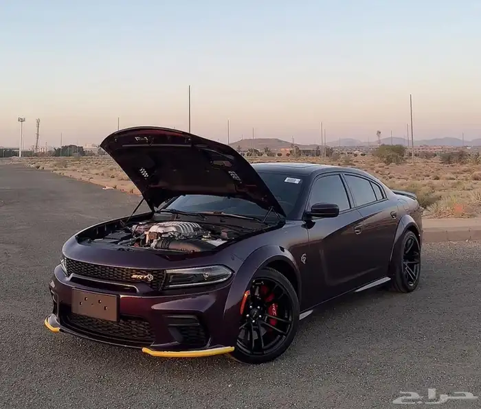 تشارجر هيلكات وايد بدي2022الوحيده بالمملكه باللون شبة اصفار 3