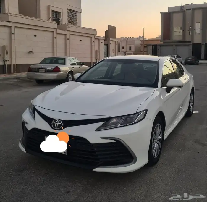 كامري 2022 LE اول مالك وشرط 1