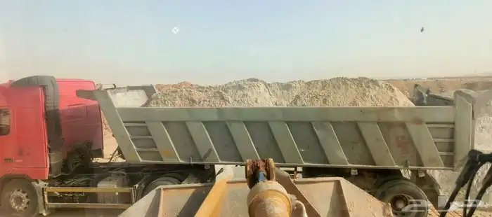 لجميع انواع الرمل والبحص والدفان والبلك ومواد البناء 35