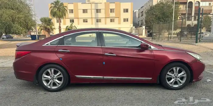 Hyundai sonata 2012 3