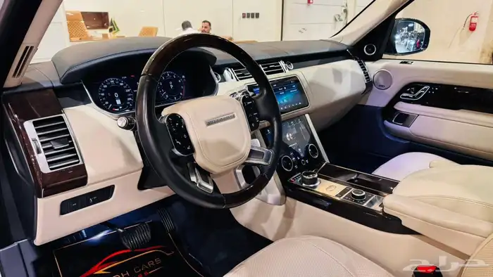 رنج روفر 2020 V8 لاونق ( بحالة ممتازة ) 7