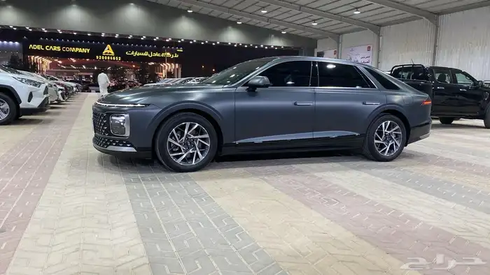 هيونداي ازيرا 2025 كلاسيك الوعلان ممشى قليل 1