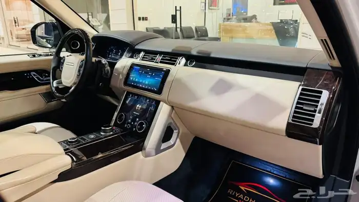 رنج روفر 2020 V8 لاونق ( بحالة ممتازة ) 5