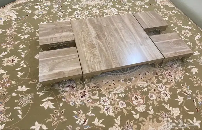 زوليه كبيره  وزوليه صغيره دايريه وطاولات ضيافه 3