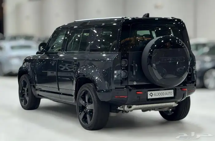 لاندروفر ديفندر X 2025 New 3