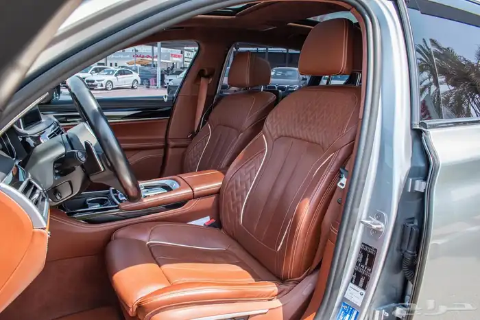للبيع BMW 750LI موديل 2018 10