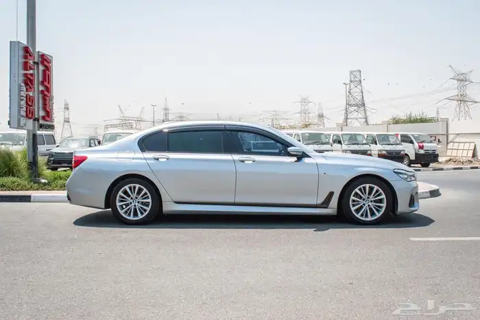 للبيع BMW 750LI موديل 2018 7