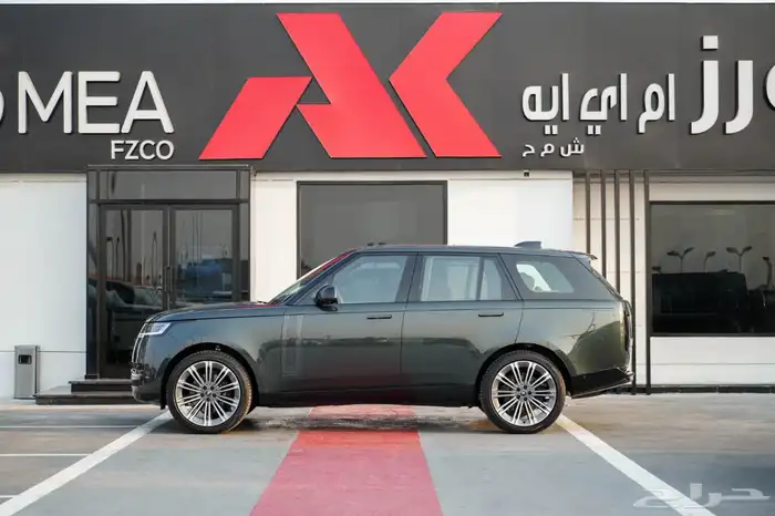 2025 رنج روفر اوتوبيوجرافي P400 V6 ضمان خمس سنوات جديد 3