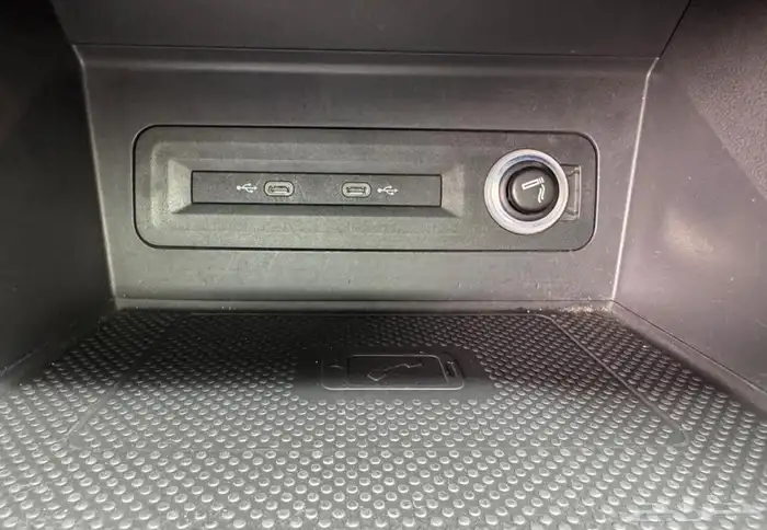 فلوكس واجن تيرامونت فل كامل R-Line 13