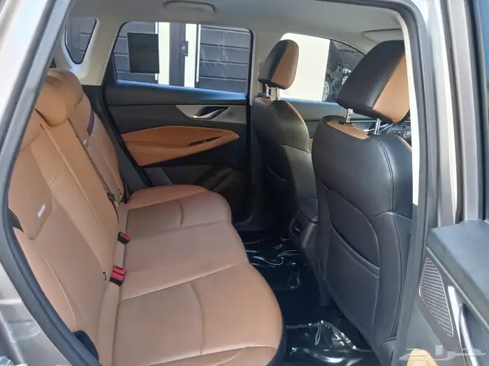 شانجان نظيفه جدا حمدلله ماشي 46 الف موديل 2023 للبيع 5