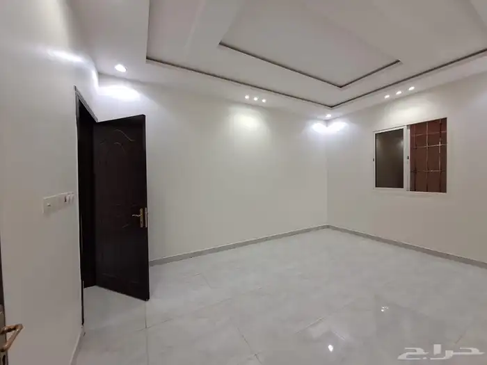 فيلا للايجار في حي الرمال ريبال شهري 5500 3