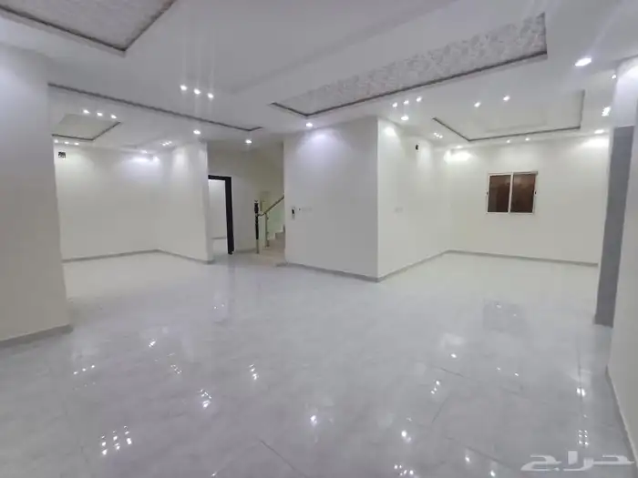 فيلا للايجار في حي الرمال ريبال شهري 5500 15