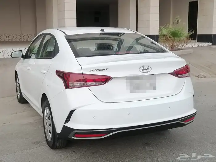 للبيع هونداي اكسنت الموديل 2023 بحالة ممتازة جدا 8