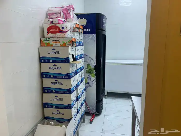 مطعم للتقبيل موقع وسعر ممتاز رقم تواصل 3