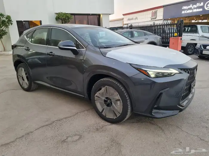 ليكزس NX350 AA 2026 3