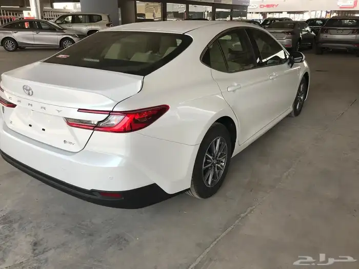 تويوتا كامرى Eهيبرد موديل 2025 2