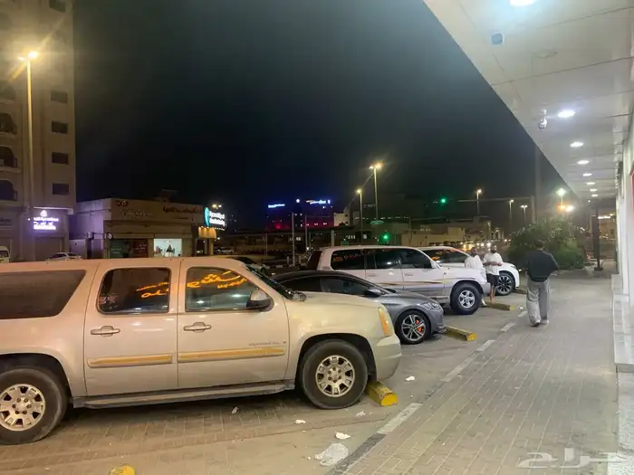 مطعم للتقبيل موقع وسعر ممتاز رقم تواصل 9