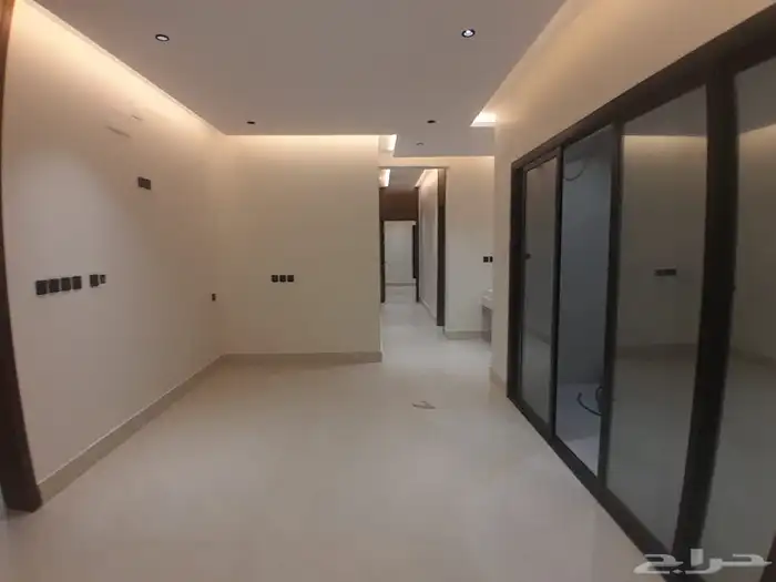 للبيع دور ارضي بمدخل مستقل من 6غرف بحي الحسام ب570الف 5