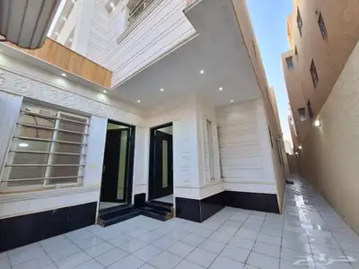 فيلا للايجار في حي الرمال ريبال شهري 5500 index