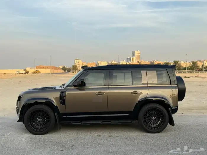 ديفندر للبيع 2