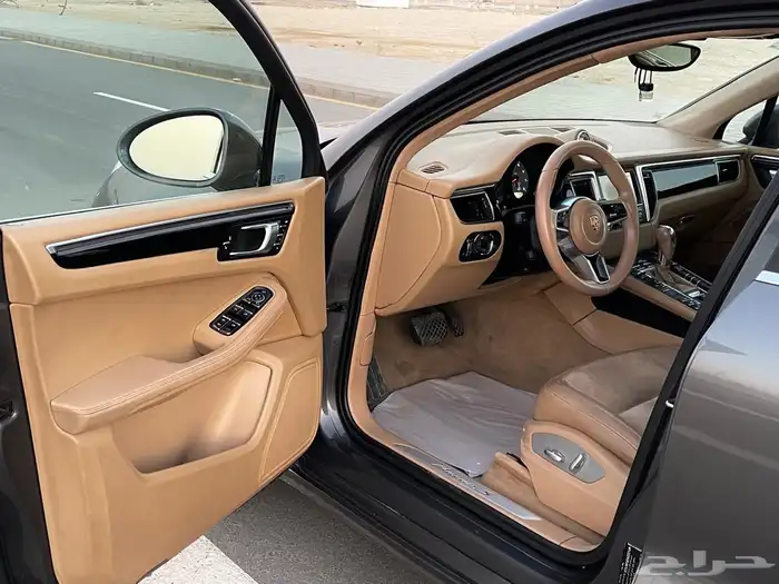 بورش ماكانS 10