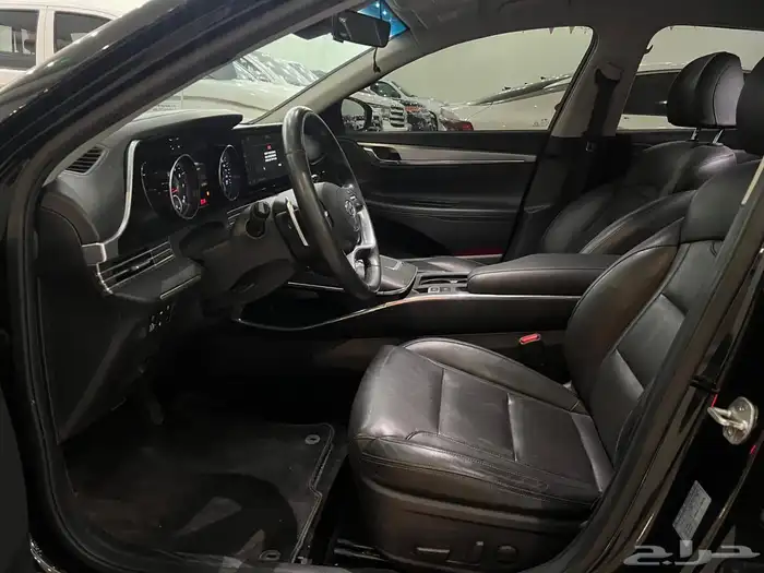 هيونداي ازيرا 8