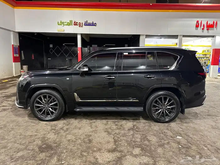 لكزس 22 اف سبورت فل كامل سعودي وكاله 4